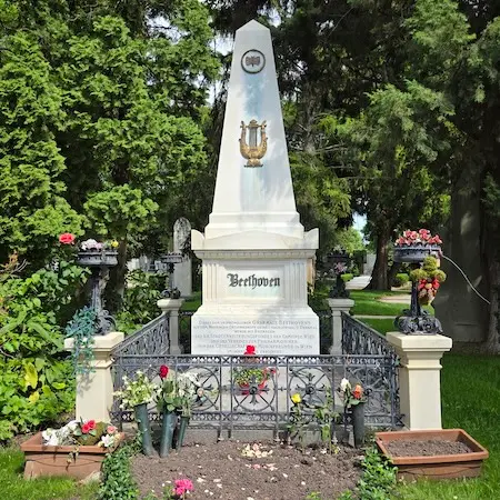 Hřbitov - hrob Beethovena